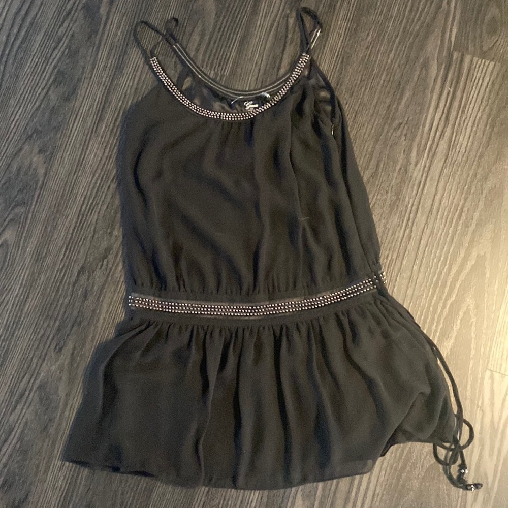 🍍GUESS SUPER CUTE TOP🍍size 3 🍍@14
